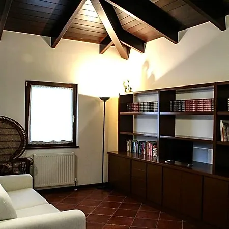 فندق مبيت وإفطار A Cjase Di Sandra Moruzzo