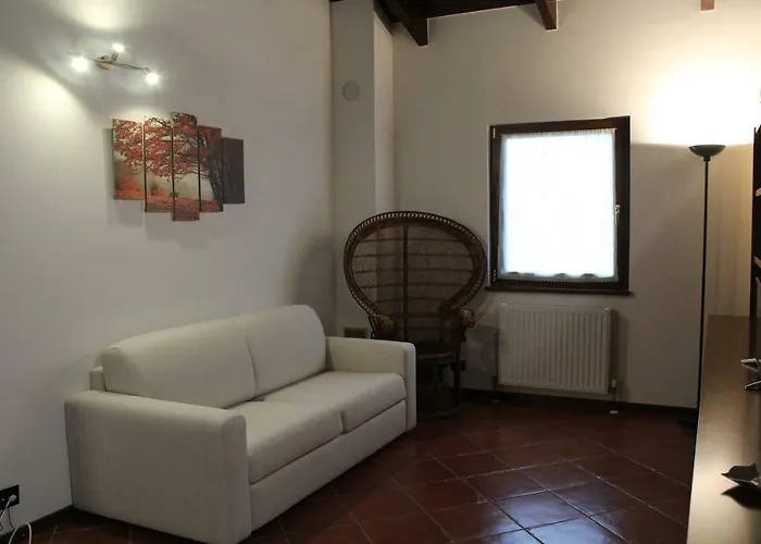 A Cjase Di Sandra Panzió Moruzzo